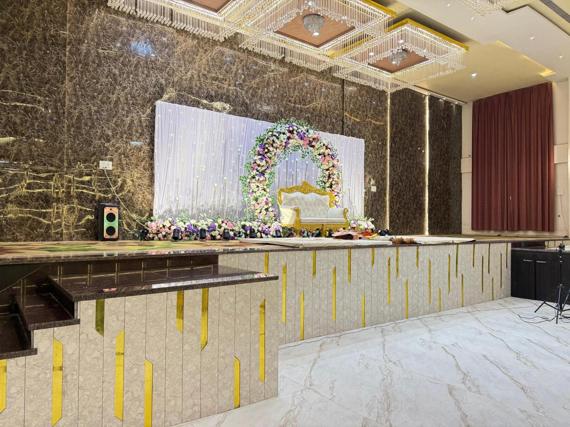 Hotel Emperor Paradise Bilāspur エクステリア 写真